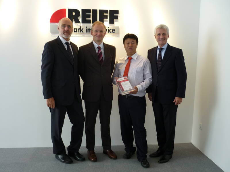 Foundation of REIFF Technical Products China: Alfred Zimmerer, Dr. Immanuel Kohn, Yi Han, Hubert Reiff